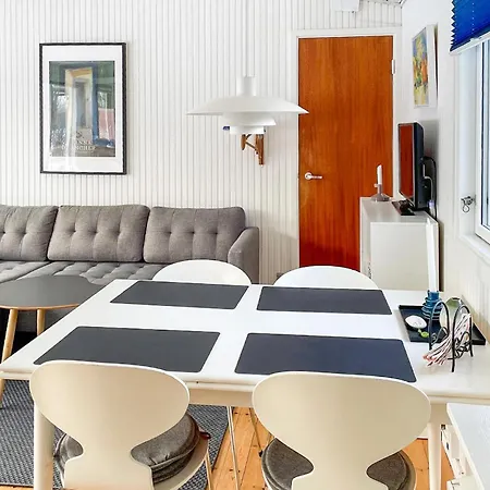 Casa vacanze 2 Bedroom Cozy In Frederiksværk
