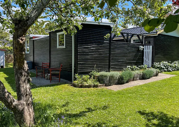 Σπίτι διακοπών 2 Bedroom Cozy In Frederiksværk